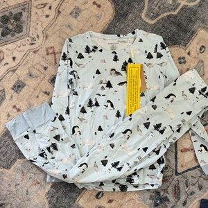 NWT! Angel Dear, penguins and owls pajamas! Viscose bamboo mix. Soooo soft, sz 8